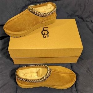 UGG Tasman